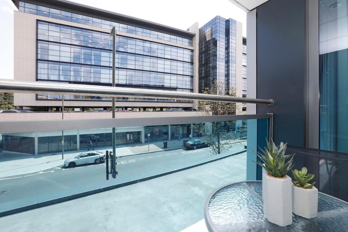 Redhill Queensgate - Modern 1 Bedroom Apartment Exterior foto